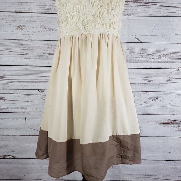 A'reve Women's Cream Floral Lace Contrast Sleeveless Dress Size Small - Picture 5 of 14